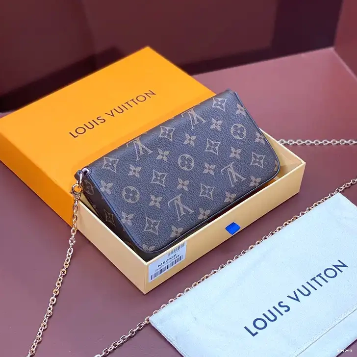 2311YA0046 Bags LV 0729